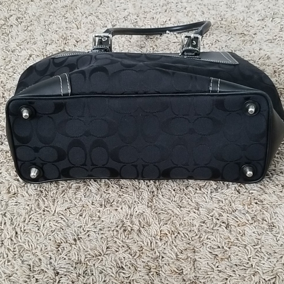 Coach Handbag - Picture 2 of 5